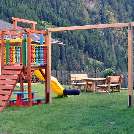 Niederarnigerhof Familie Bauernfeind Farma Kals-am Großglockner